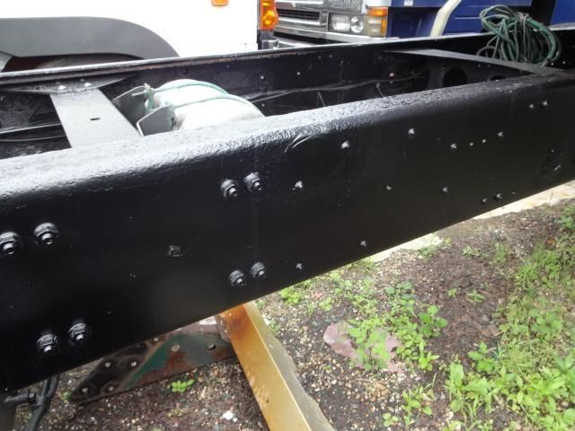 MITSUBISHI FUSOU SUPER GREAT 2012