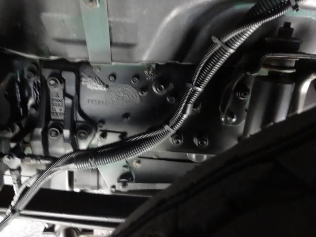 MITSUBISHI FUSOU SUPER GREAT 2012