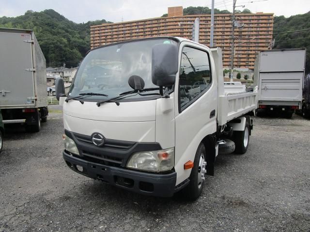 HINO DUTRO 2011
