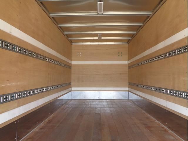 MITSUBISHI FUSOU FIGHTER 2021