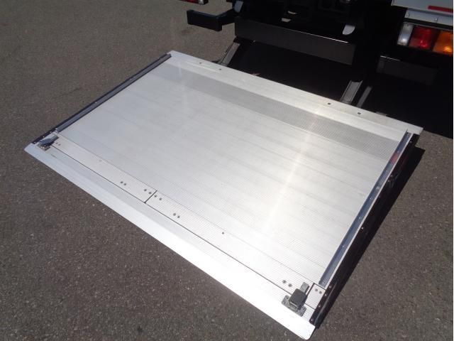 MITSUBISHI FUSOU FIGHTER 2021