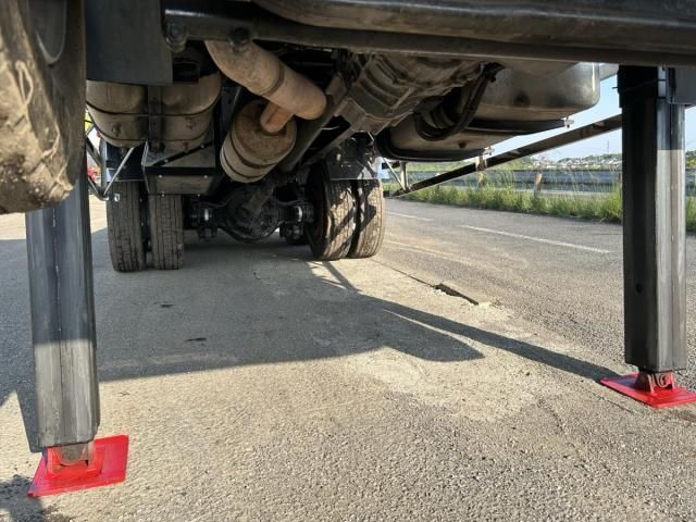 MITSUBISHI FUSOU SUPER GREAT 2007