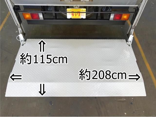 MITSUBISHI CANTER 2012