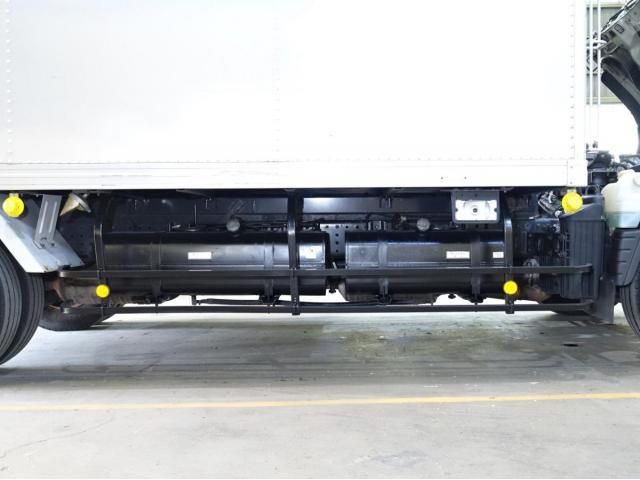 MITSUBISHI CANTER 2012