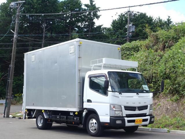 MITSUBISHI CANTER 2012