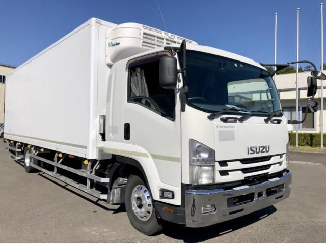 ISUZU FORWARD 2016