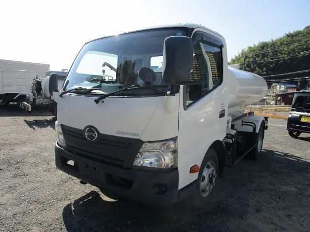 HINO DUTRO 2016