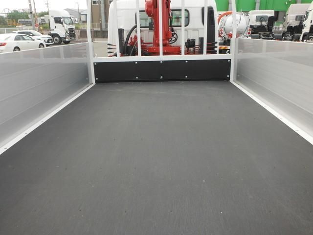 MITSUBISHI ???? 2023