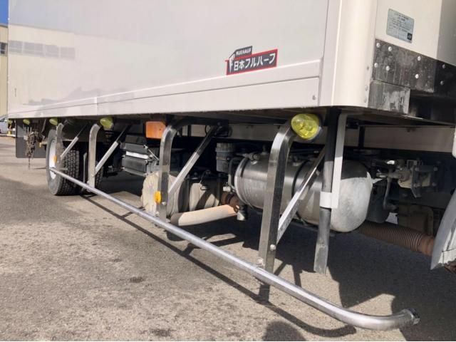 MITSUBISHI FUSOU FIGHTER 2012