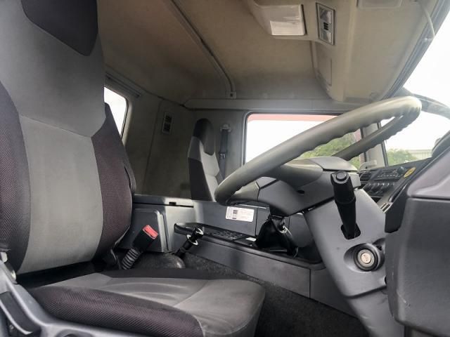 MITSUBISHI FUSOU SUPER GREAT 2013