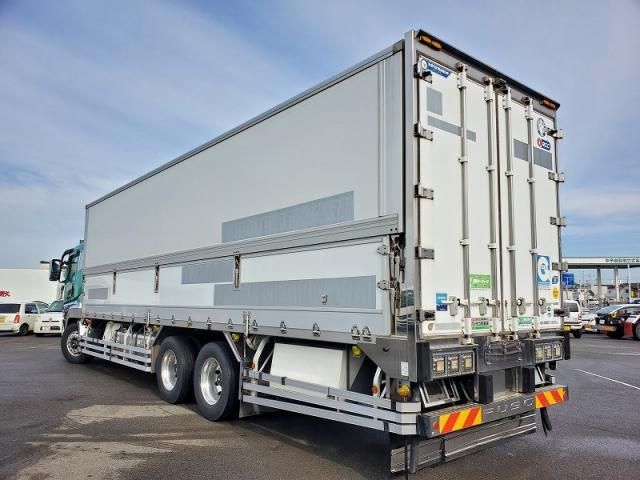 MITSUBISHI FUSOU SUPER GREAT 2012