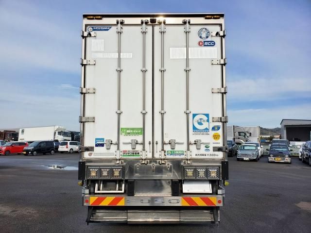 MITSUBISHI FUSOU SUPER GREAT 2012