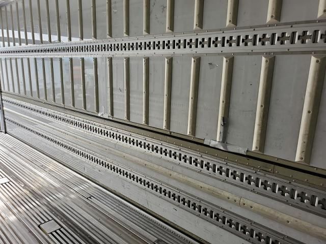 MITSUBISHI FUSOU SUPER GREAT 2012