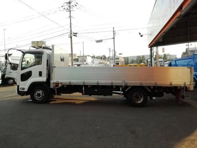 ISUZU FORWARD 2016