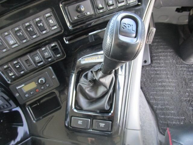 NISSAN DIESEL Quon 2015