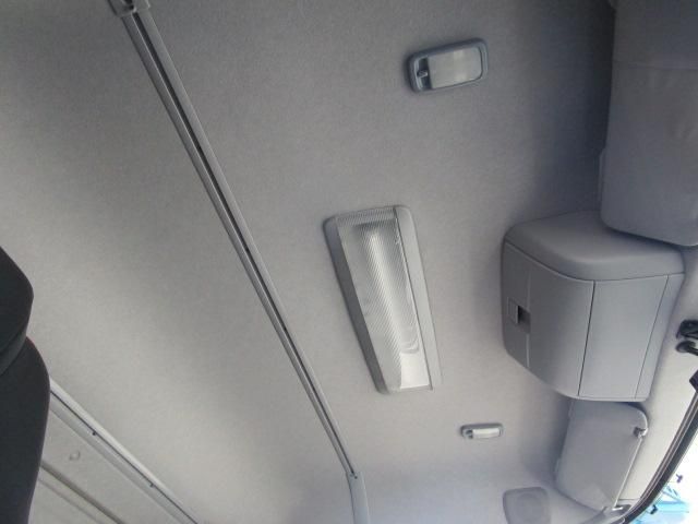 NISSAN DIESEL Quon 2015