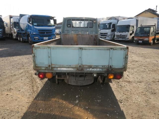 MITSUBISHI CANTER 1977