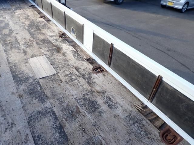 MITSUBISHI FUSOU FIGHTER 2014