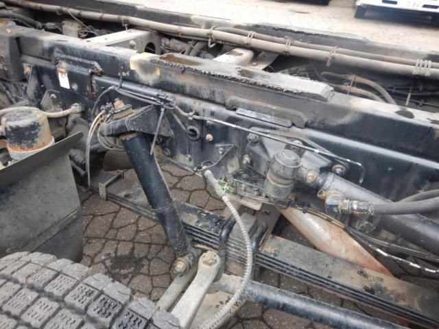 NISSAN DIESEL BigThumb 2005