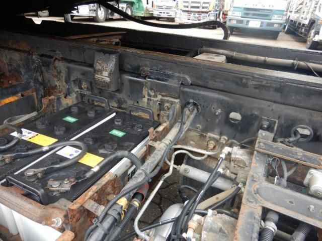 NISSAN DIESEL BigThumb 2005