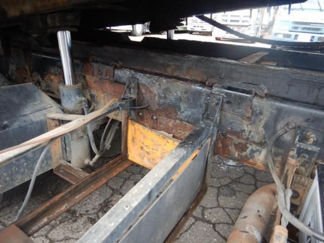 NISSAN DIESEL BigThumb 2005