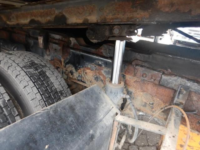 NISSAN DIESEL BigThumb 2005