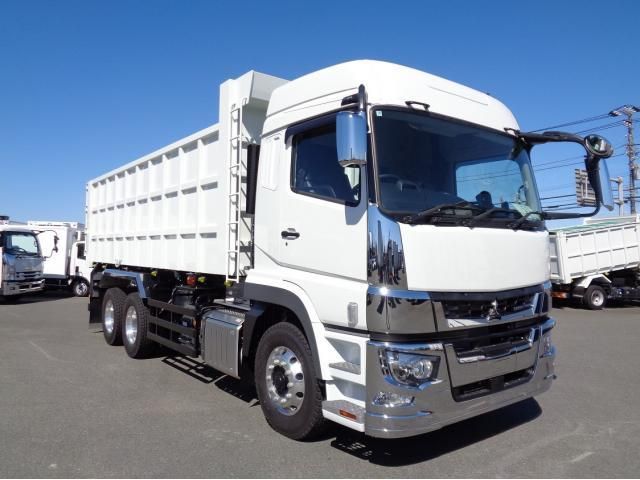 MITSUBISHI FUSOU SUPER GREAT 2023