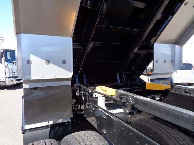 MITSUBISHI FUSOU SUPER GREAT 2023