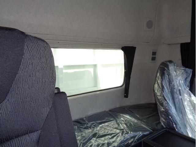 MITSUBISHI FUSOU SUPER GREAT 2023