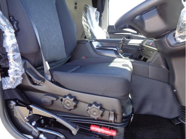 MITSUBISHI FUSOU SUPER GREAT 2023