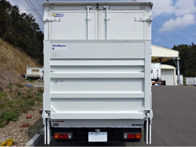 MITSUBISHI CANTER 2014