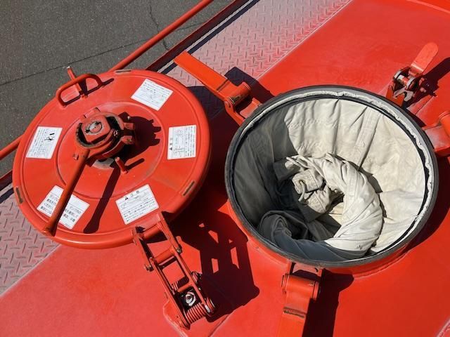 NISSAN DIESEL Quon 2018