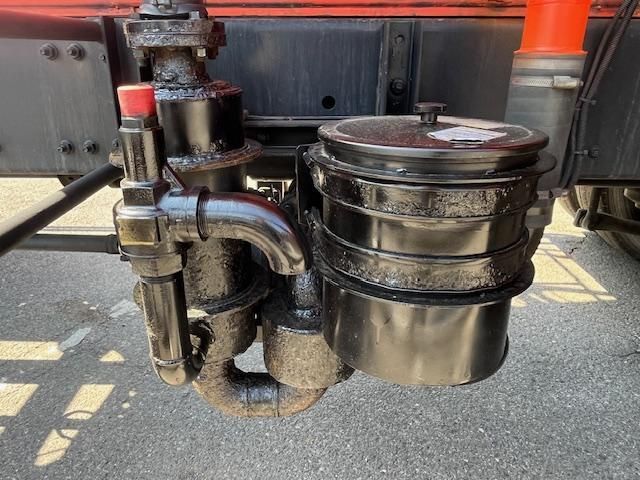 NISSAN DIESEL Quon 2018