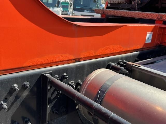 NISSAN DIESEL Quon 2018