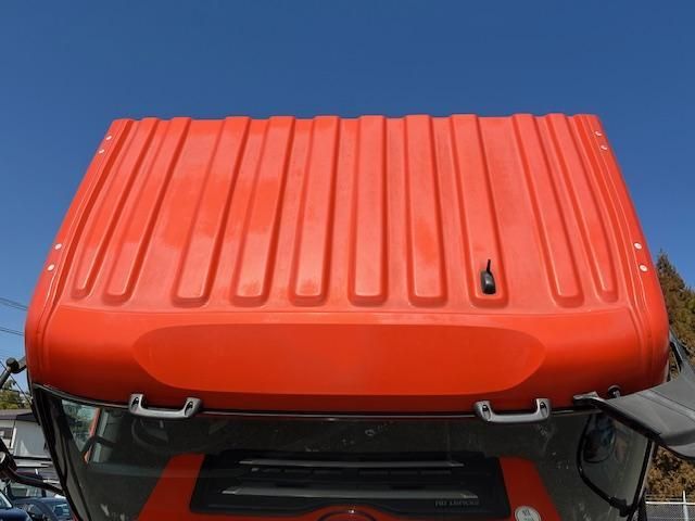 NISSAN DIESEL Quon 2018