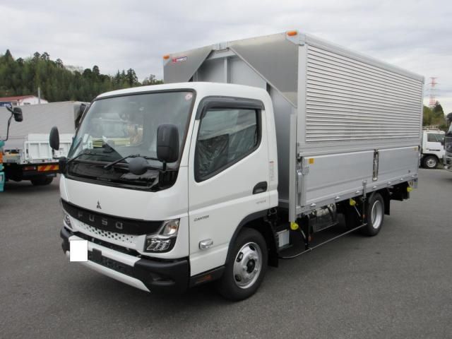 MITSUBISHI CANTER 2023