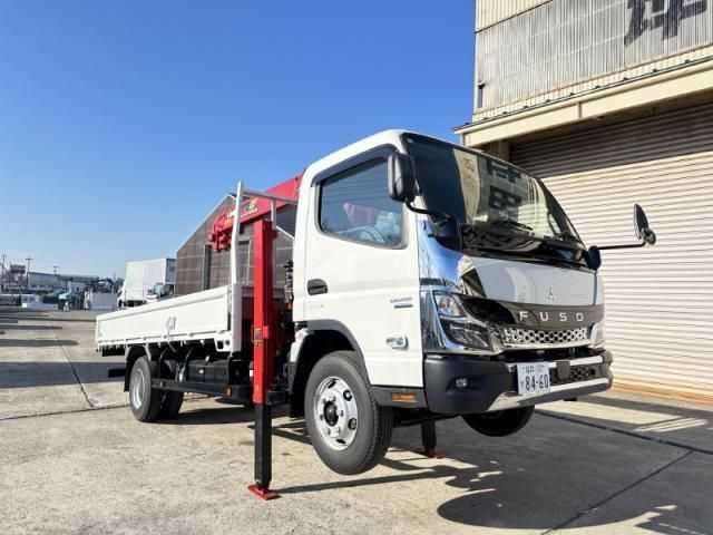 MITSUBISHI CANTER 2024