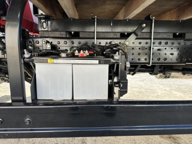 MITSUBISHI CANTER 2024