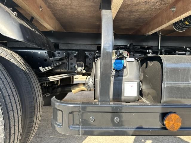 MITSUBISHI CANTER 2024