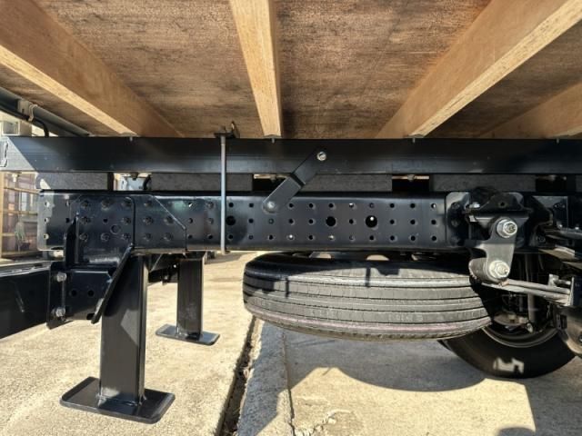 MITSUBISHI CANTER 2024