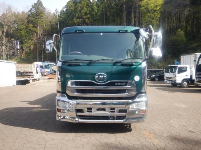 NISSAN DIESEL Quon 2014