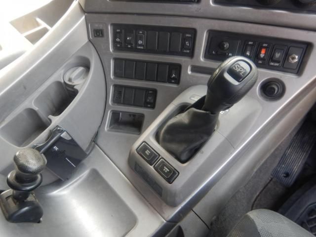 NISSAN DIESEL Quon 2014