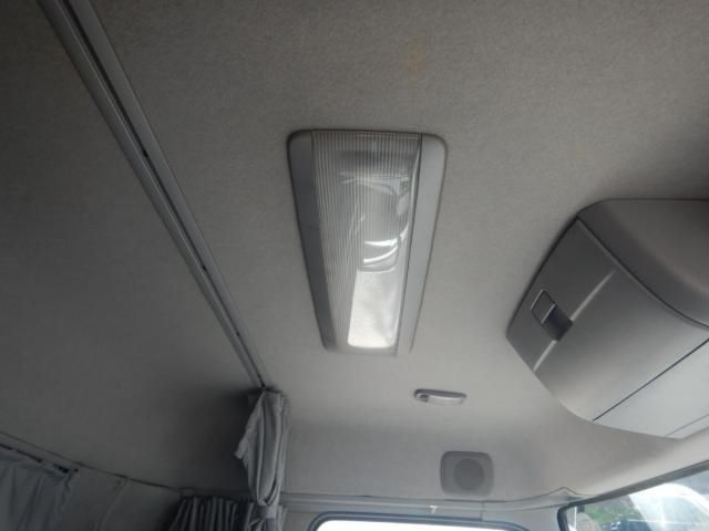 NISSAN DIESEL Quon 2014