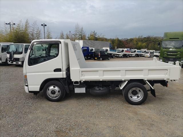 MITSUBISHI CANTER 2005