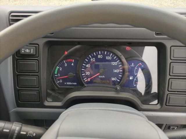 MITSUBISHI CANTER 2005