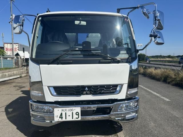 MITSUBISHI FUSOU FIGHTER 2023