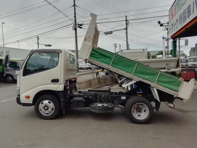 HINO DUTRO 2018