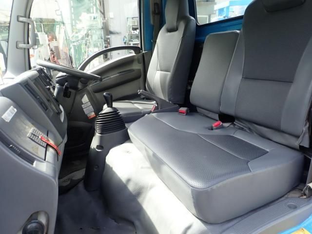 ISUZU ELF 2008