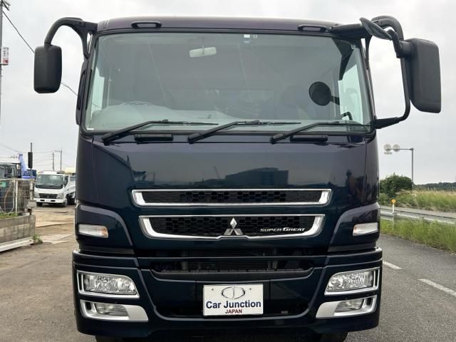 MITSUBISHI FUSOU SUPER GREAT 2013