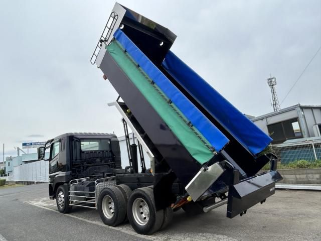 MITSUBISHI FUSOU SUPER GREAT 2013